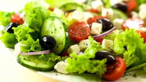 salad_vegetables_olives_cucumbers_cheese_greek_44246_640x360