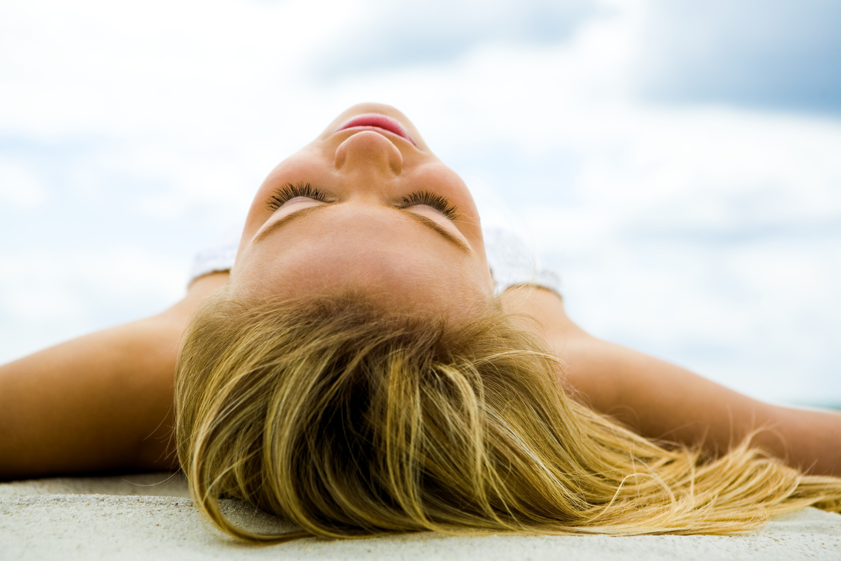 Наслаждение надпись. Ить наслаждаясь открытка. Удовольствие. Насладись изображением. Насладись изображением.